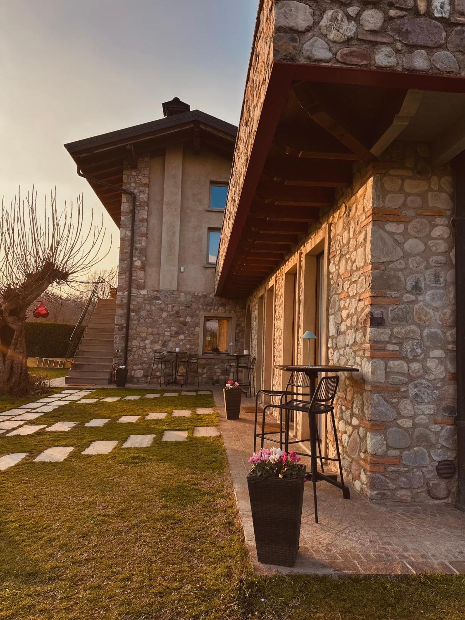 Holiday Home Sovenigo Puegnago del Garda Exterior photo